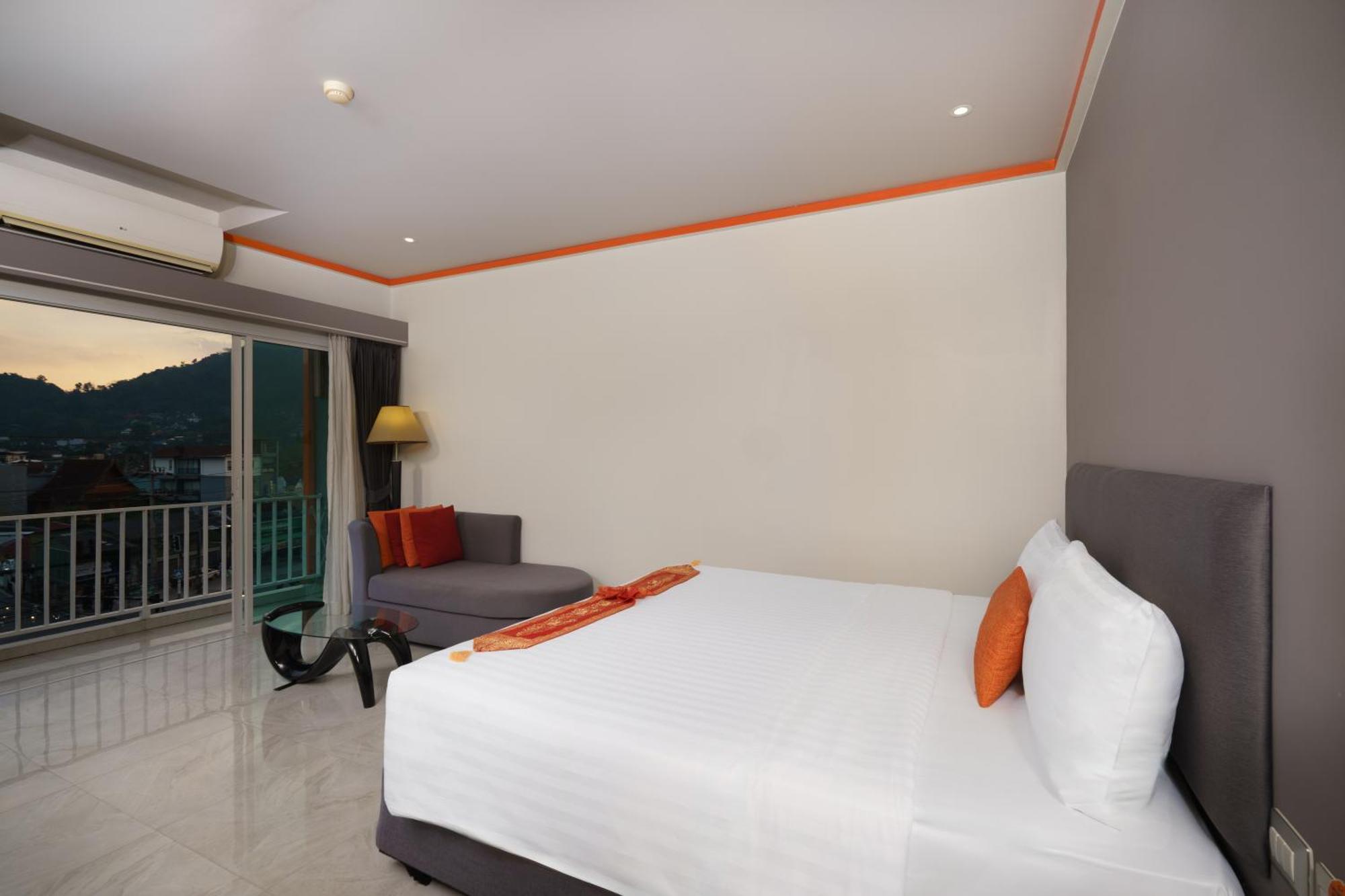 Chabana Kamala Hotel Zewnętrze zdjęcie