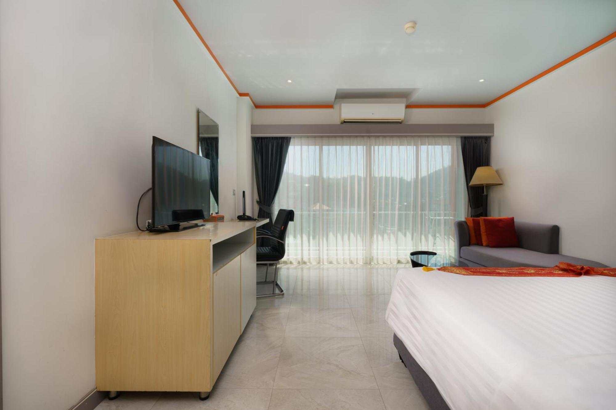 Chabana Kamala Hotel Zewnętrze zdjęcie