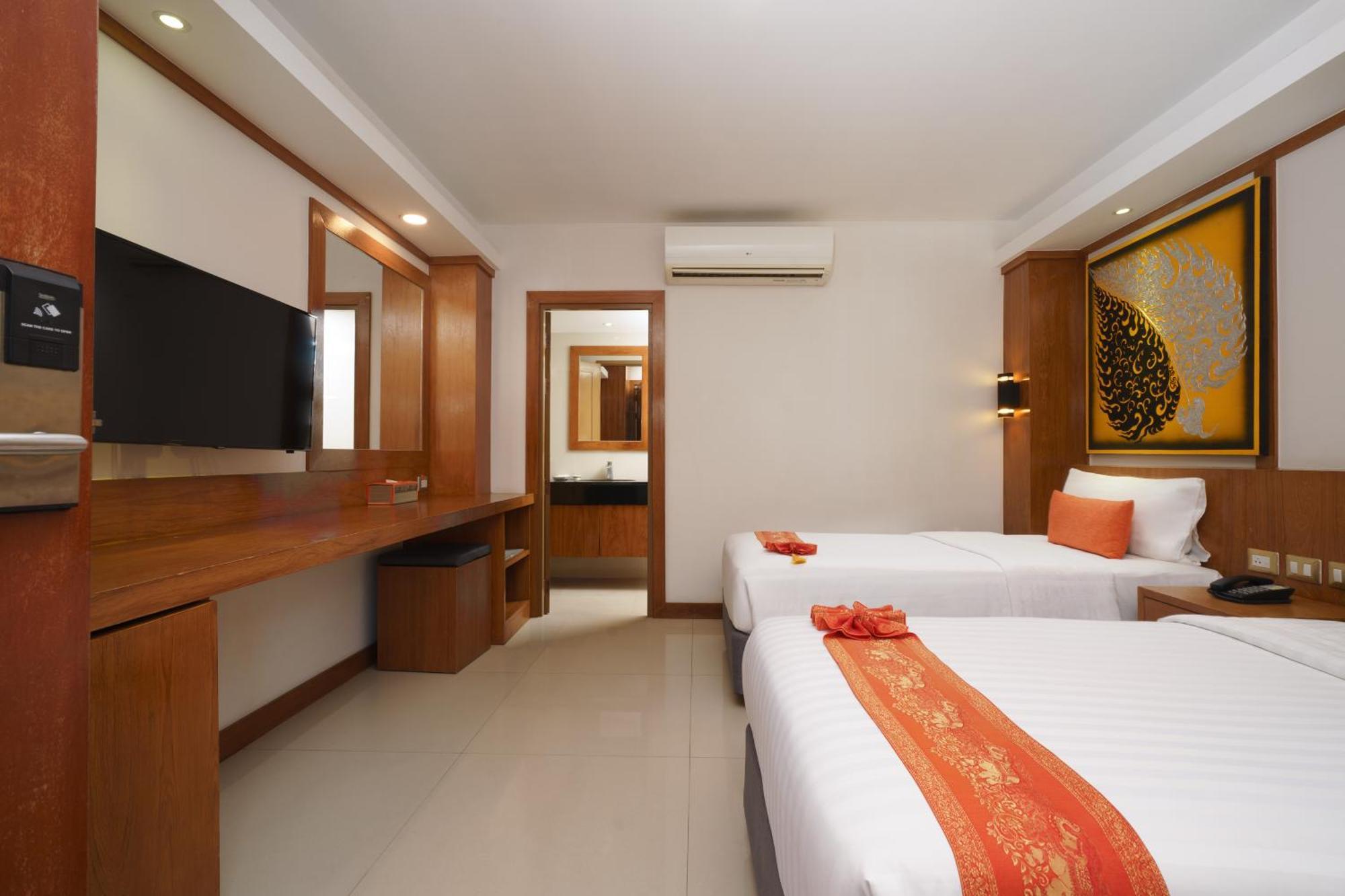 Chabana Kamala Hotel Zewnętrze zdjęcie