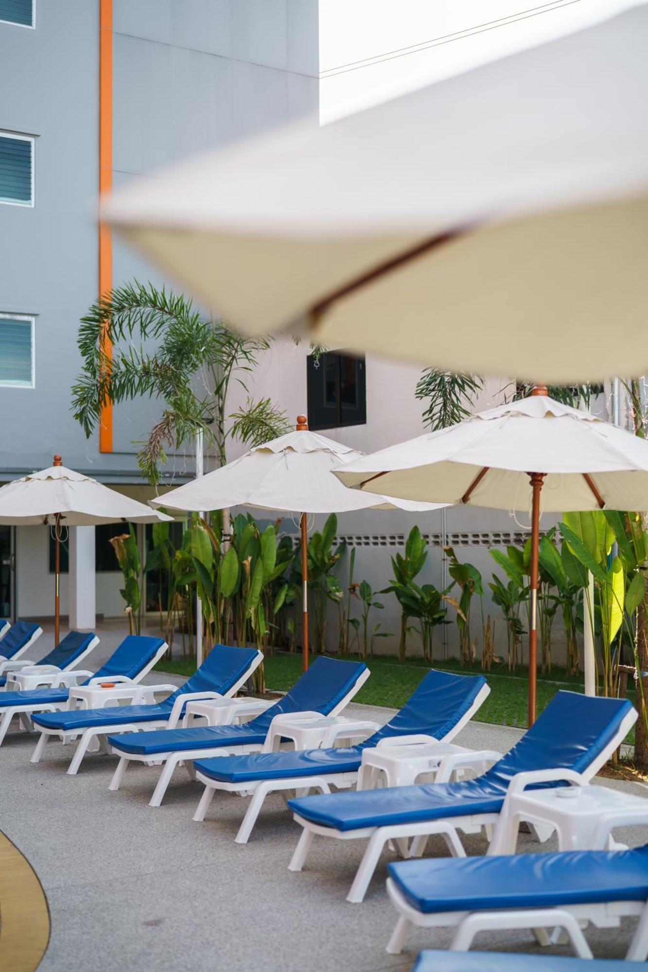 Chabana Kamala Hotel Zewnętrze zdjęcie